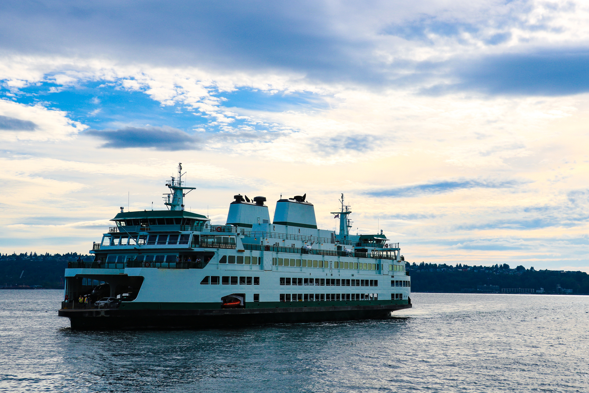 A ferry vessel sailing the Bremeton-Seattle ferry route.